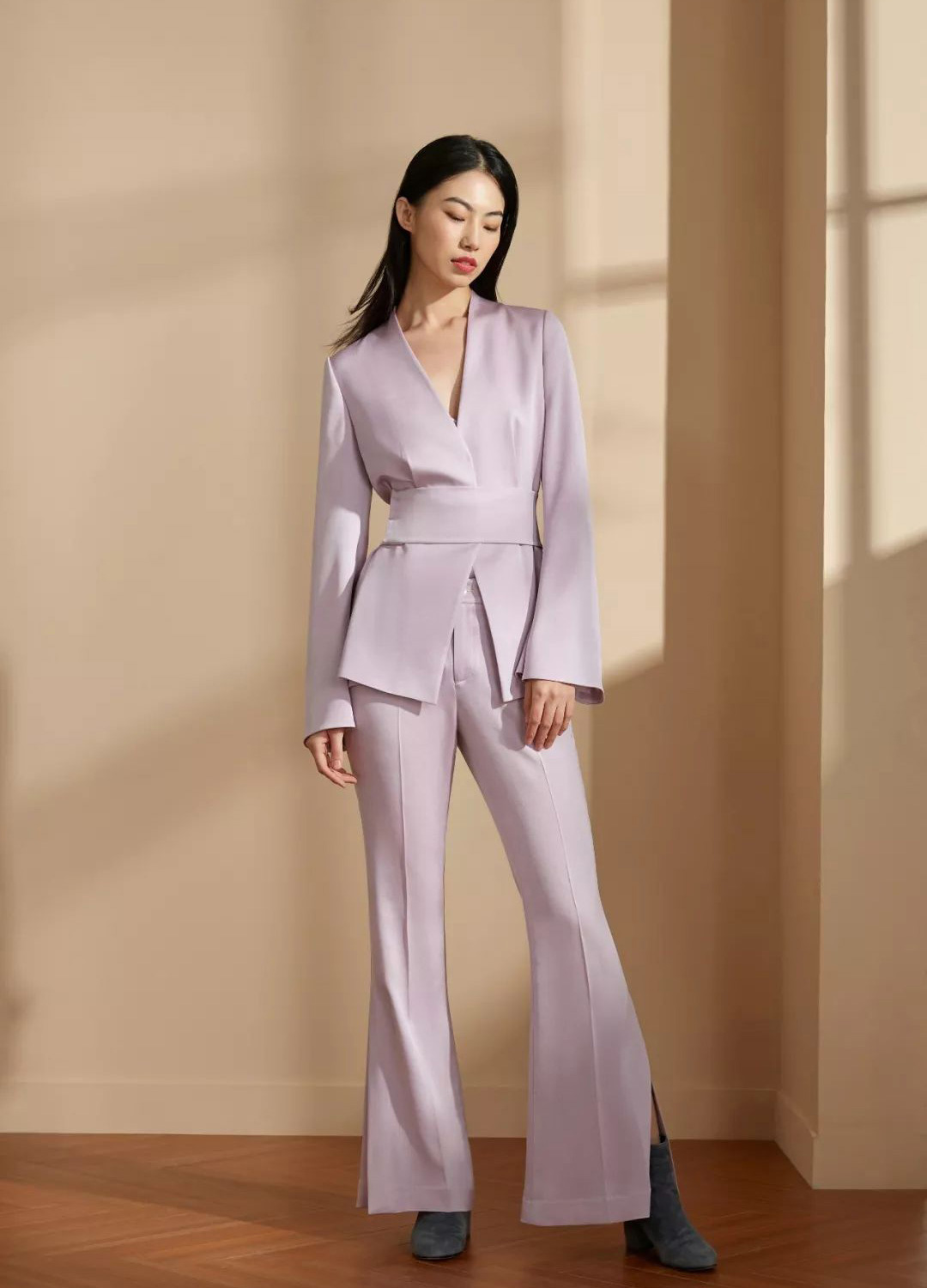 レディススーツ