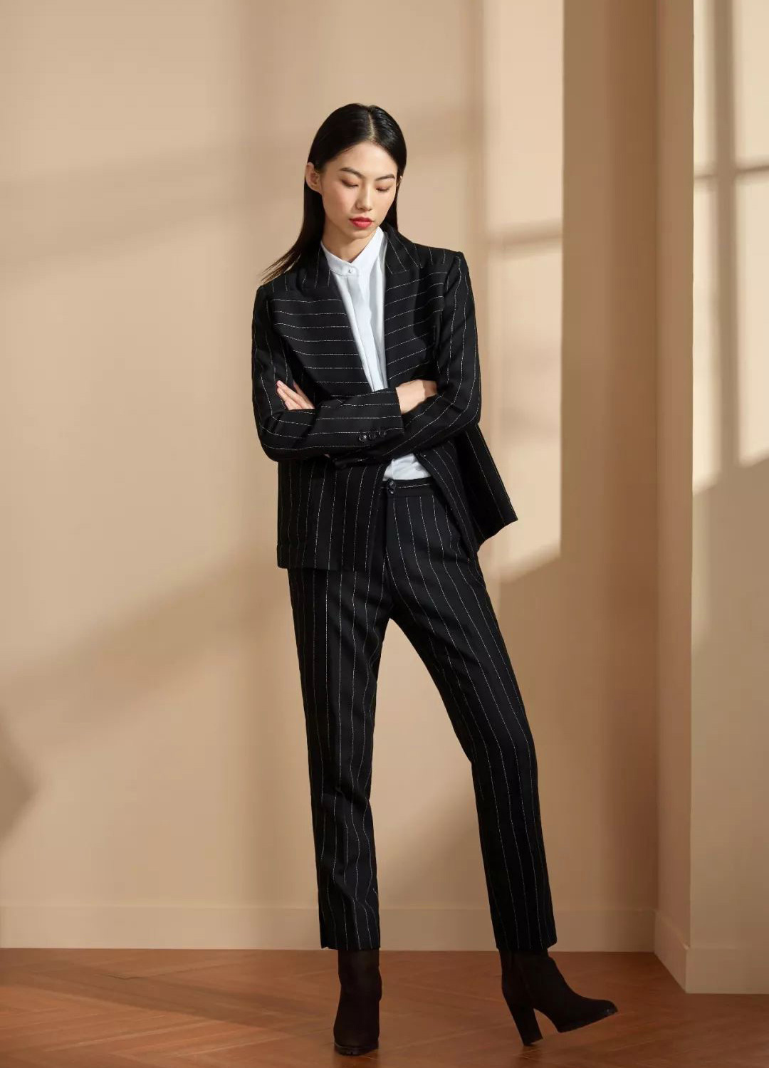 レディススーツ