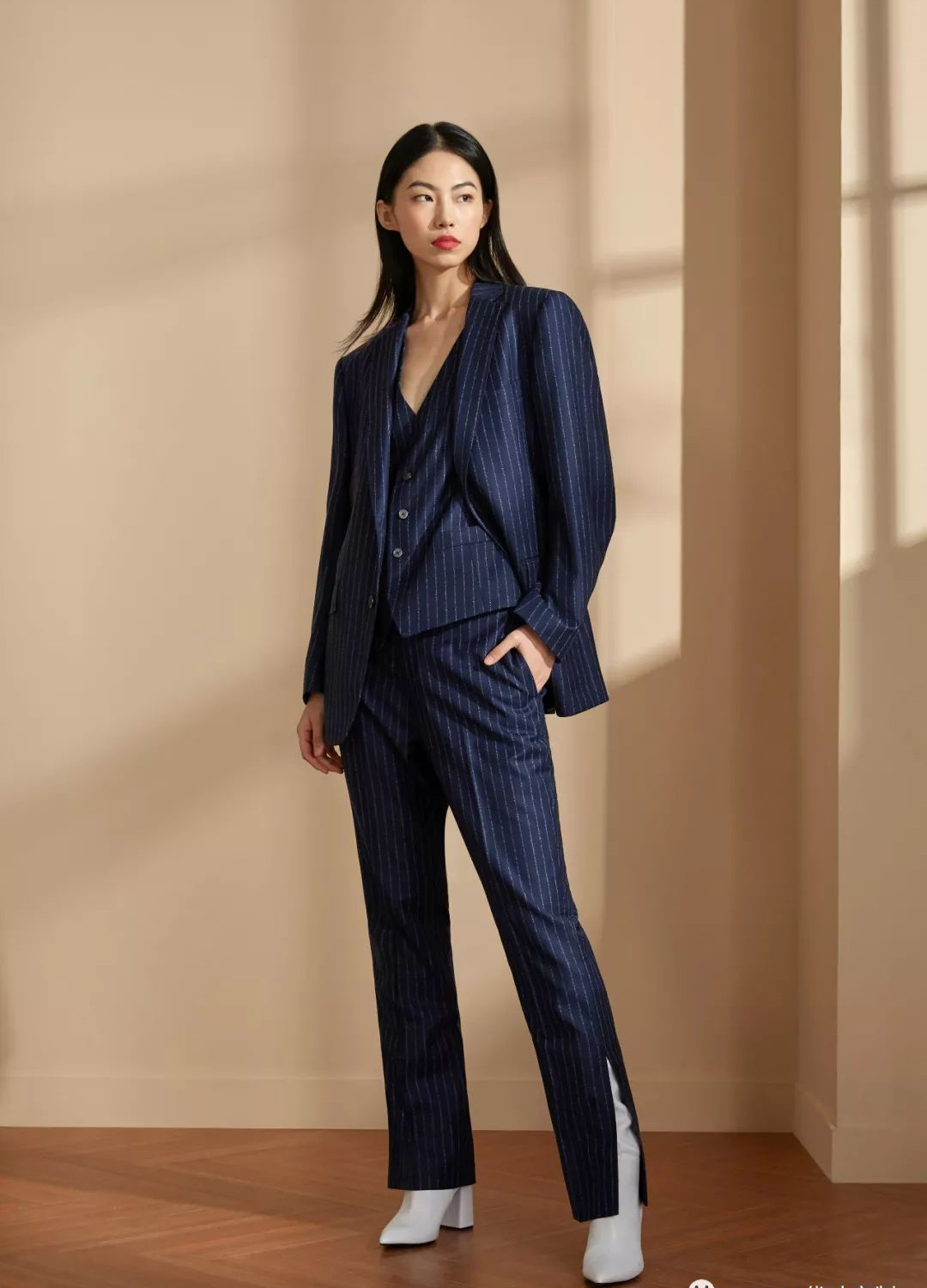 レディススーツ